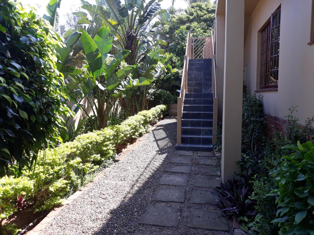 Joan'S Bed And Breakfast เดอร์บัน ภายนอก รูปภาพ